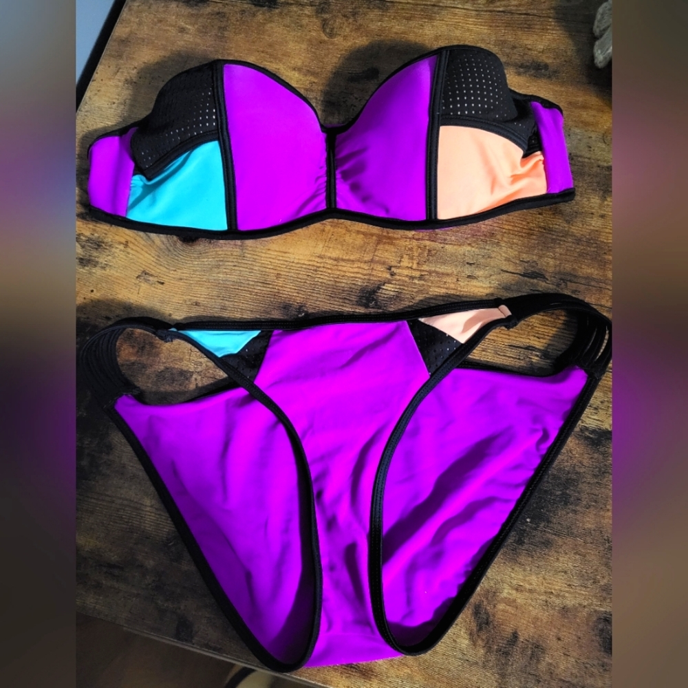 Body glove bikini